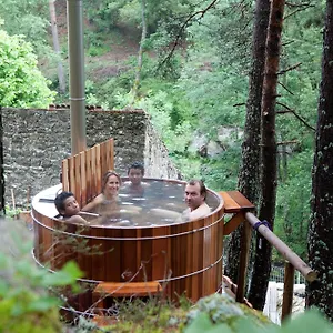 La Roche Aux Fées Bed and breakfast