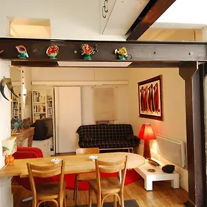 appartement-2-pieces-proche-du-sacre-coeur.fr-paris.fr/